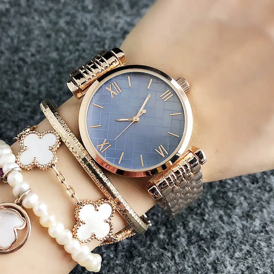 패션 브랜드 시계 여성 소녀 스타일 금속 강철 밴드 쿼츠 손목 시계 AR15