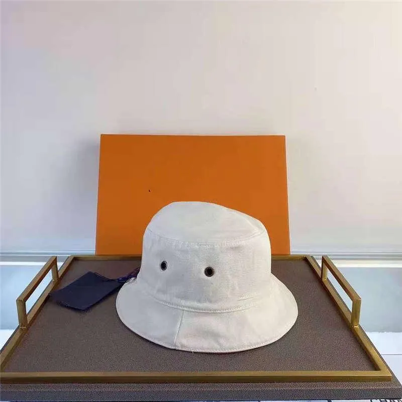 2021 Designer Eimer Hut Frauen Hüte und Kappen Patchwork gewaschen Denim Massive Krempe Baumwollsonne Casquette Beach Zweiseitige Angeldeckel