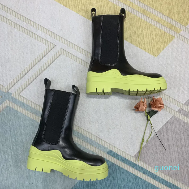 Luxury Leather Ankel Stövlar Designer Kvinnor Höst Vinter Skor Elastiska Tube Gummi Solor Snow Rain Boot Ladies Fashion Footwear 625