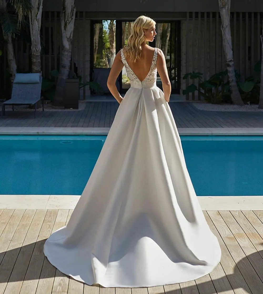 Simple Satin Lace Wedding Dress With Pockets V Neck A Line Boho Bridal Gown Custom Made Sexy Backless Robe De Mariee 2024
