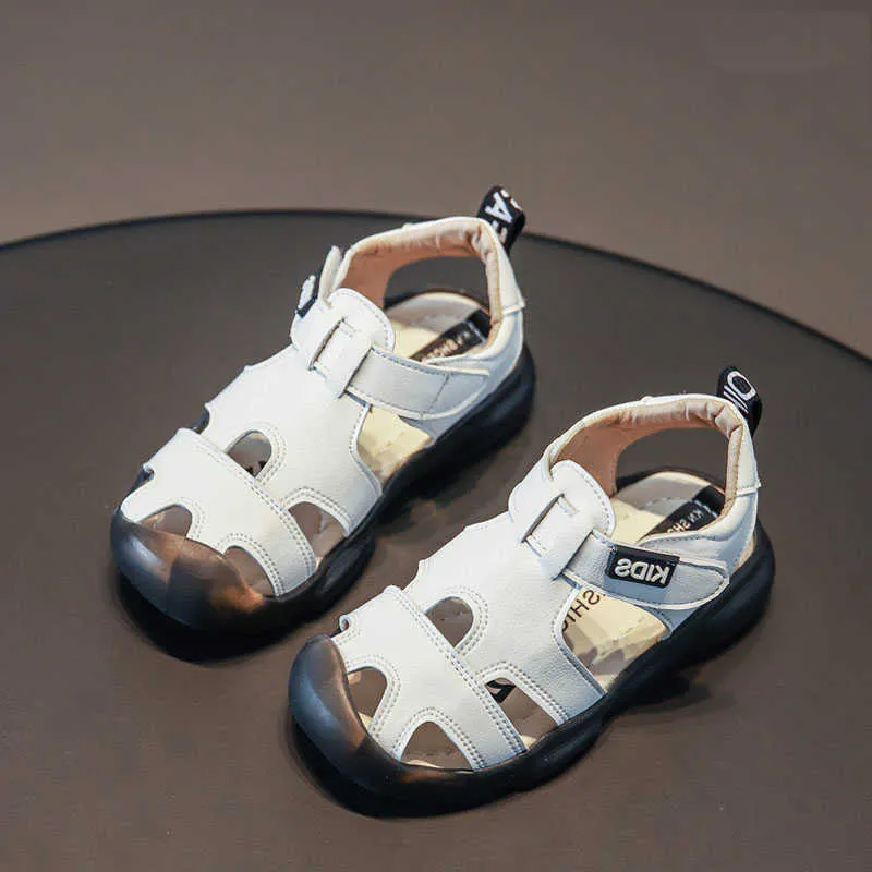 Летние Детские сандалии Маленькая и средняя детская защита для ног Полая обувь Мягкие нижние износостойкие сандалии 210713