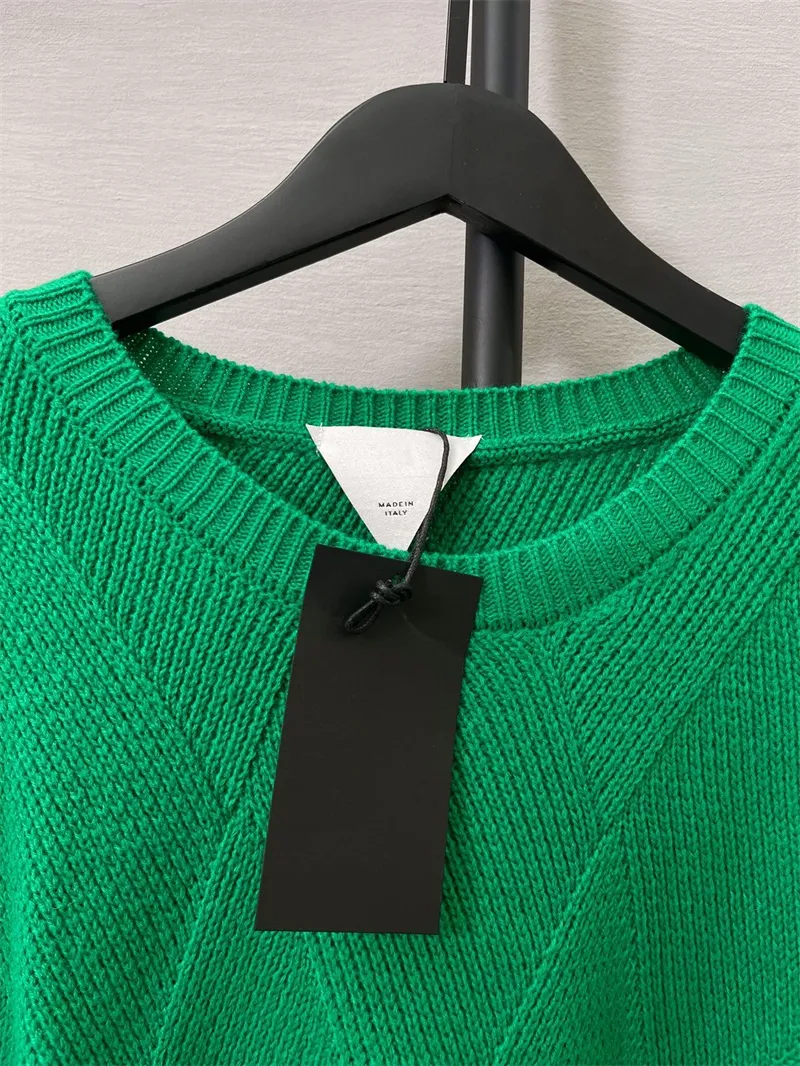 Brand Sweatshirt Designed  Women`s Green Ribbed Sweater Round Neck Kintted Sweaters Fair Size Fashion Color 14404