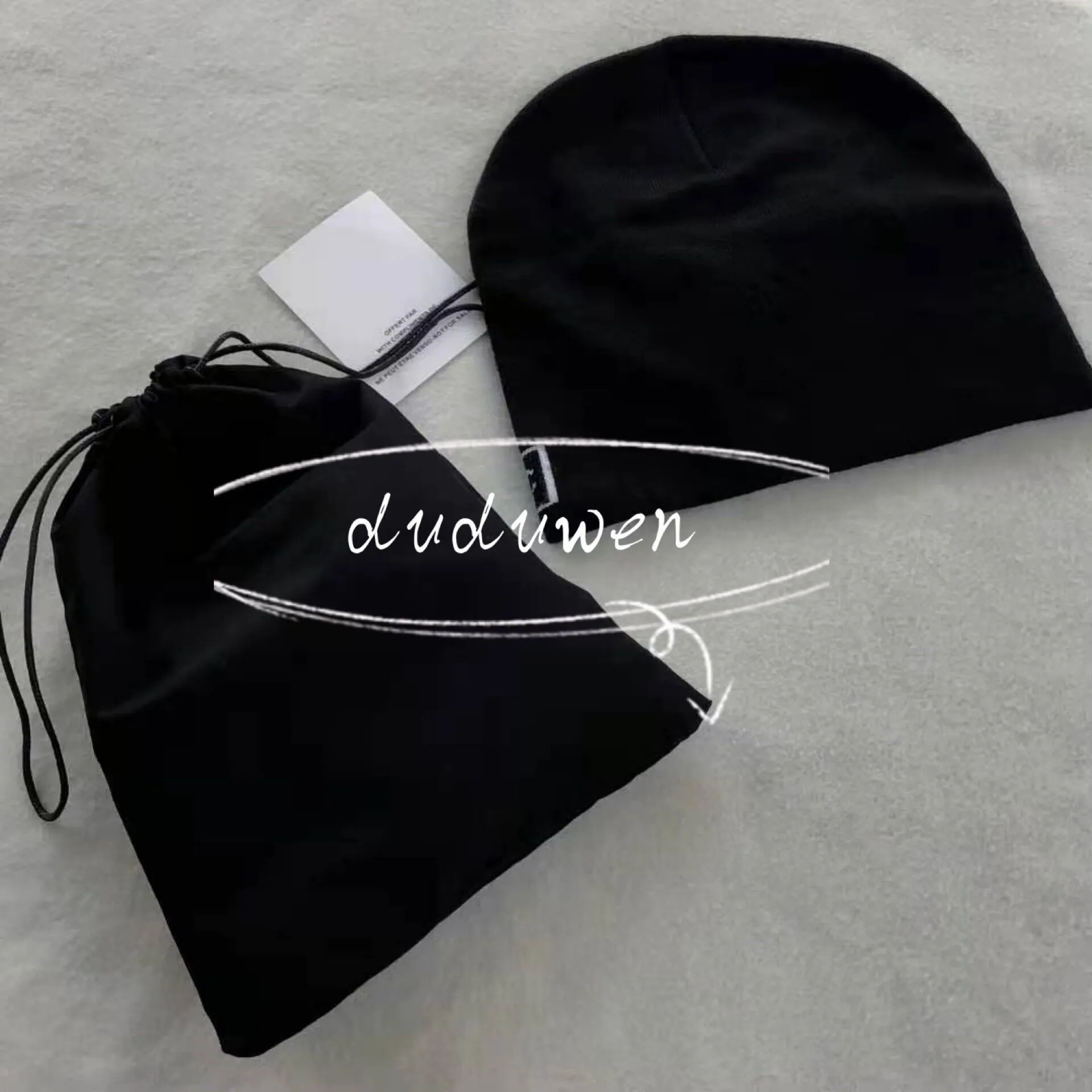 Fashion Stick Letter Beaine Collection C Boutique Party Hats Classic Lady Outfit för Daliy eller Party med Presentpaket Dammsuga