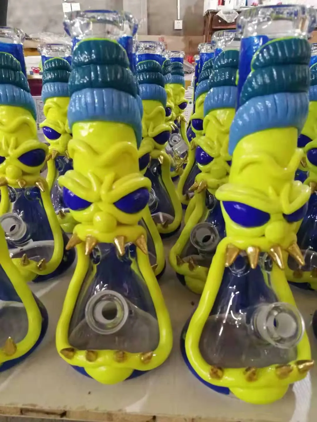 2021 Narguilé 3D Animal Design Bong Verre Main Caractère Bongs Pipe À Eau Dab Rigs