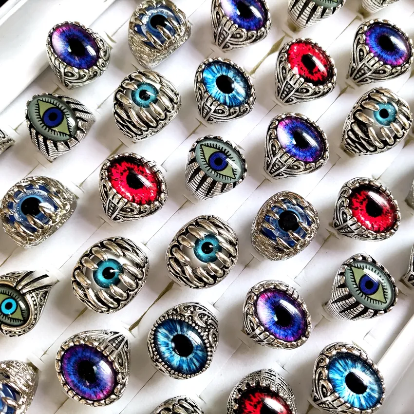 Partihandel 30st / Lot Top Mixed Devil's Demon Gothic Eye Ring Mens Punk Biker Rings Vintage Unique Smycken Man Present Party Favorit