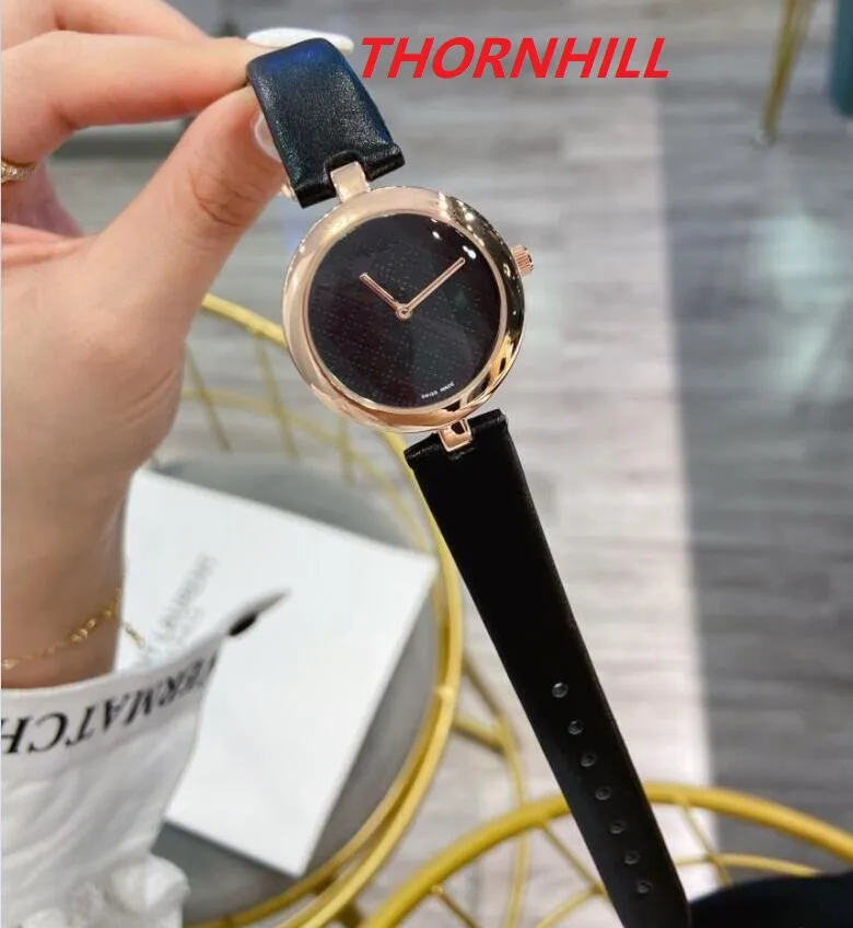 Leather Top Womens Watches Quartz Wristwatches: Elegant Womens