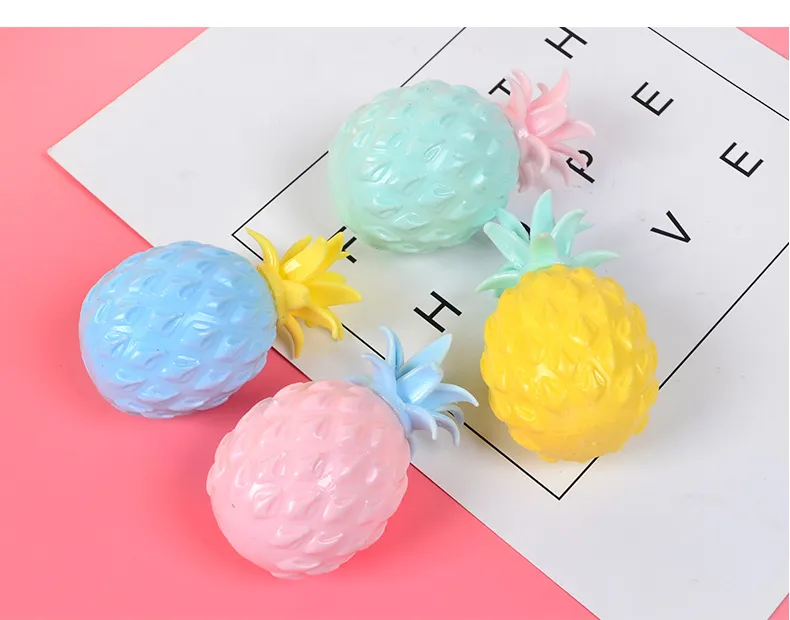 8 cm Cute Pineapple Squeeze Zabawki Anti Stres Grape Bubble Ball Funny Gadget Vent Decompression Fidget Zabawki Autyzm Ręka Nadgarstek Miękki Ugniata Dla Dzieciak Dzieci