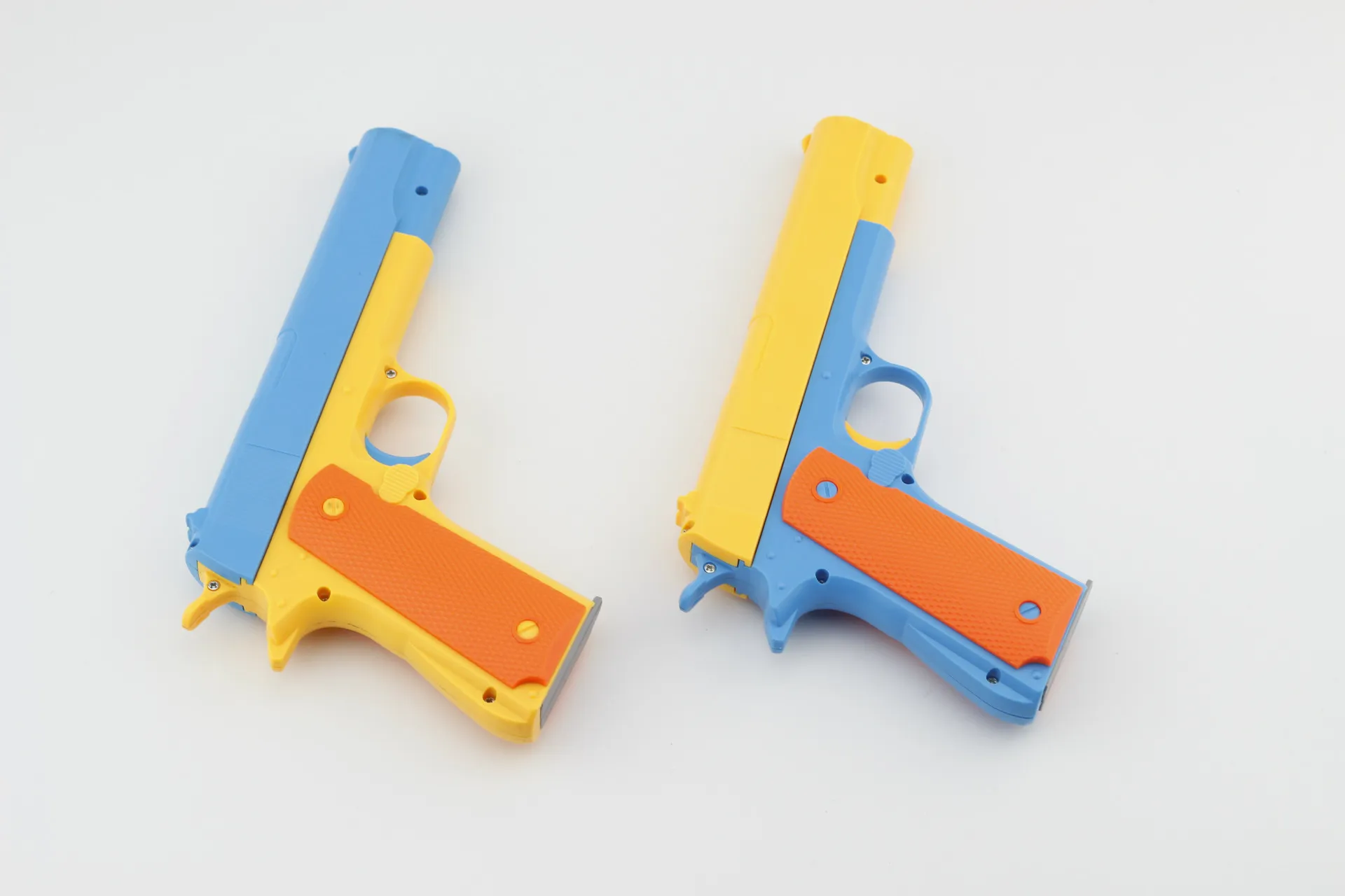 M1911 Armas de brinquedo para meninos com manual macio manual tiro cor  pistola sniper plástico blaster modelo presente de aniversário