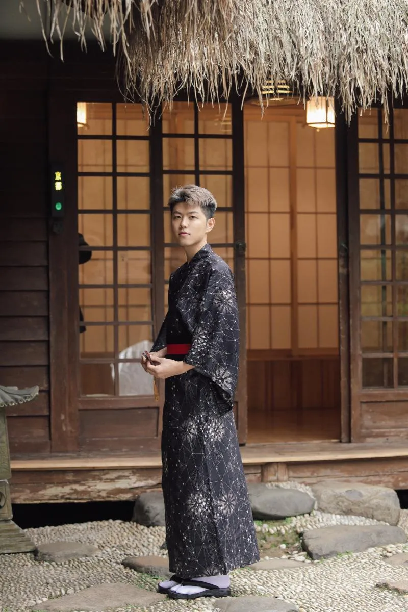 特注品 メンズ寝室日本の伝統的なスタイルプリントパジャマ着物浴衣vネックバスローブ布ベルトホームスリープラウンジローブ 当店購入商品限定 アパレル 下着 Viskasprekybai Lt