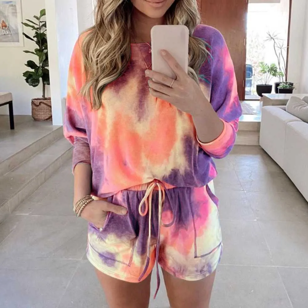 Tie Dye Sport kostymer sätter kvinnor 2pieces Plus Size TrackSuit Fashion Short Sleeve T-shirt + Biker Shorts Kvinnlig Aktiv Slitage S-3XL Y0702