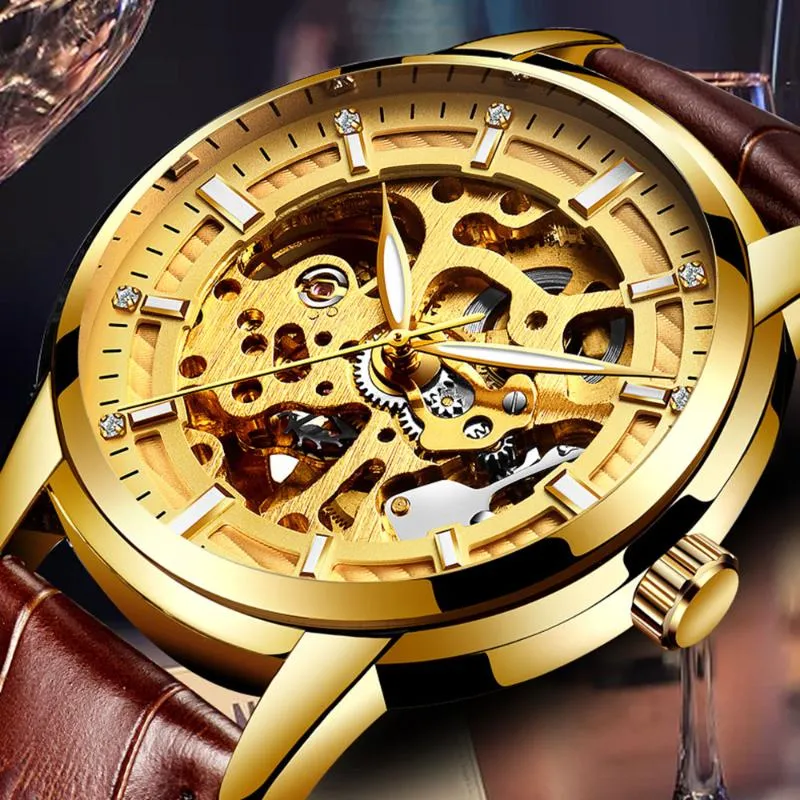 Saatı Otomatik Mekanik Saatler Erkekler Altın Şık Lüks İş Adam Deri İzle Hollow Elmas Kol