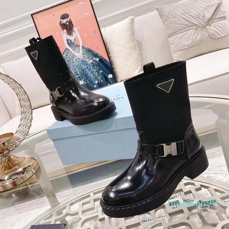 Höst och Winter Cowhide Ankel Boots Platform 90s Gummi 6 tum Högklack Plus Storlek Fur Vintage Rain Boot Inter Milan 2021