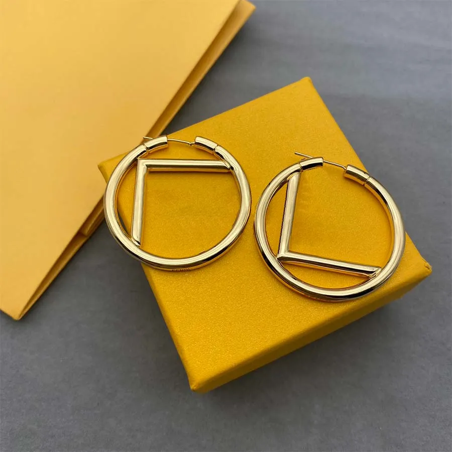 Mode örhängen Designer Enkel örhänge för man Dam Klassisk 3 stilar hög kvalitet