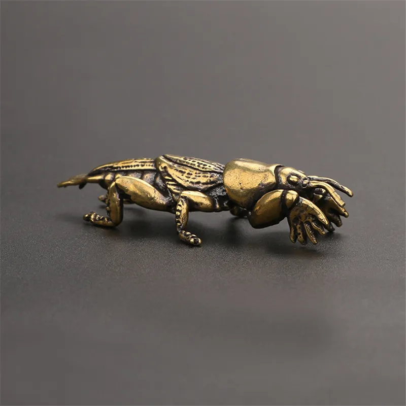 brass Mole cricket figurines (5)