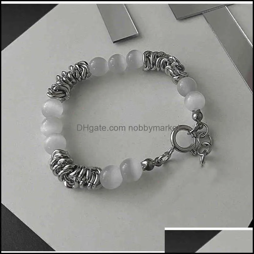 Live splicing advanced texture Bracelet Female Minority design sense of light luxury cool style accessories for students