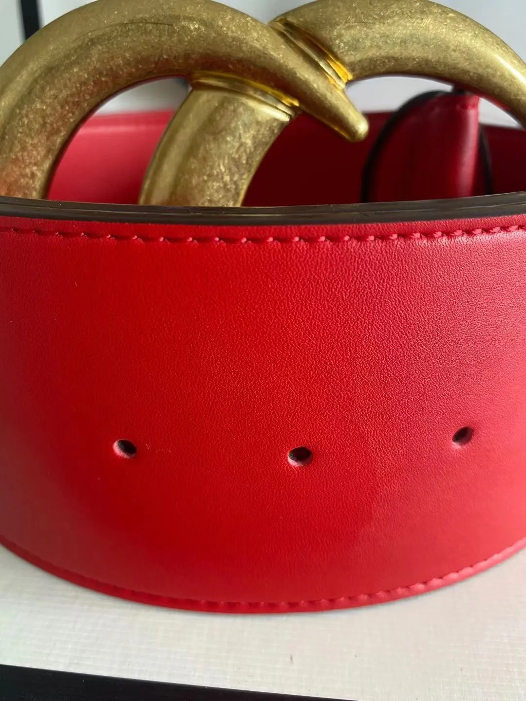 Men`s and women`s belt fashion style, gold, silver buckle, red 7.0cm size:95-125 High quality, perfect packaging, free delivery