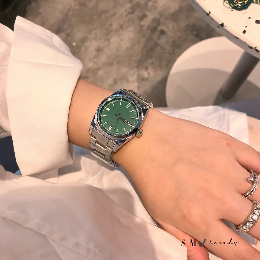 hjd Luxury Designer men's and women's watches week design stainless steel strap luminous dial waterproof quartz movement247S