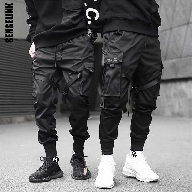 Homens Calças De Carga Preto Fitas Harem Jogos Casuais Cotton Streetwear Bolsos Hip Hop Pants Pants Harajuku Calças de Moda 211201