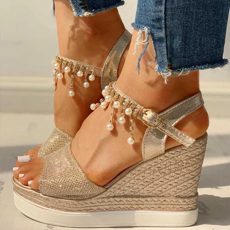 2021 New Women Wedge Sandals Summer Bead Studded Detail Platform Sandals Buckle Strap Peep Toe Thick Bottom Casual Shoes Ladies Y0608