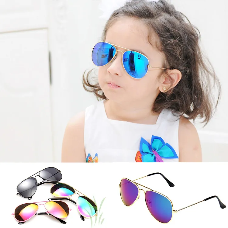 Modedesigner glasögon glasögon barn flickor pojkar solglasögon barn strandförsörjning uv skyddande glasögon baby mode solskydd glasögon