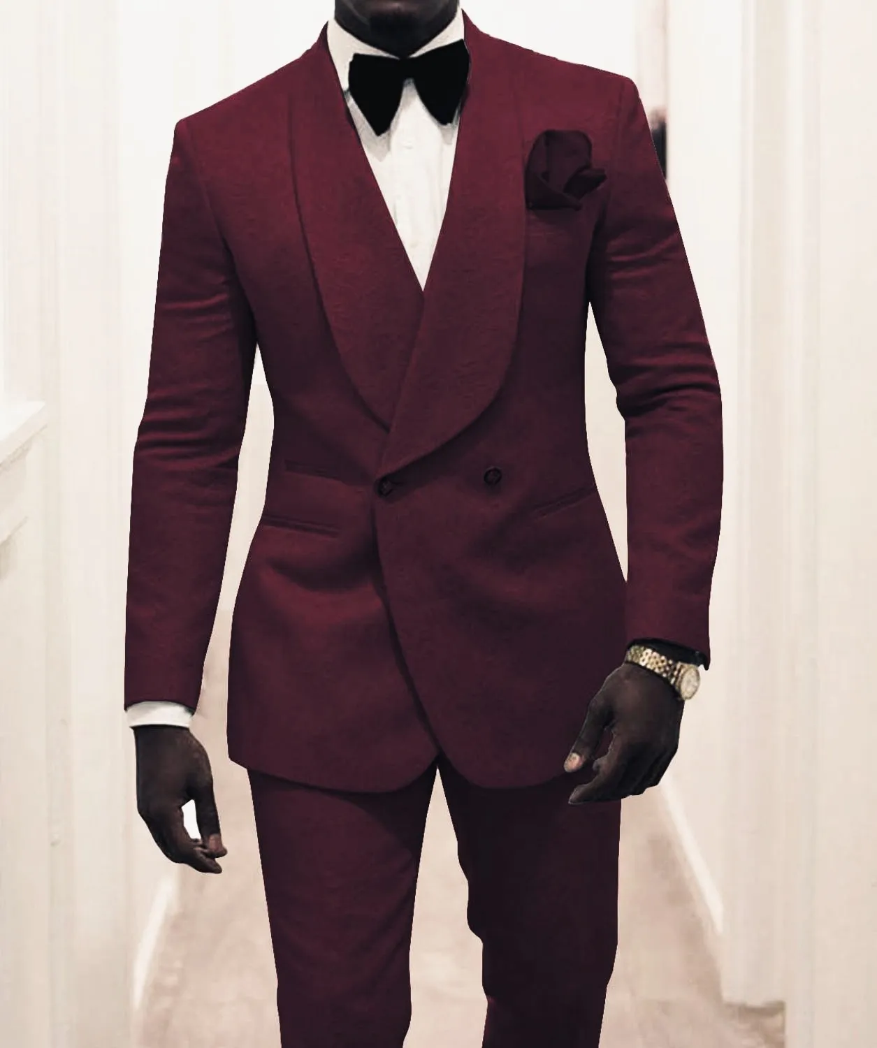 Dark Burgundy Custom Mens Suit With Shawl Lapel Perfect For Groomsmen