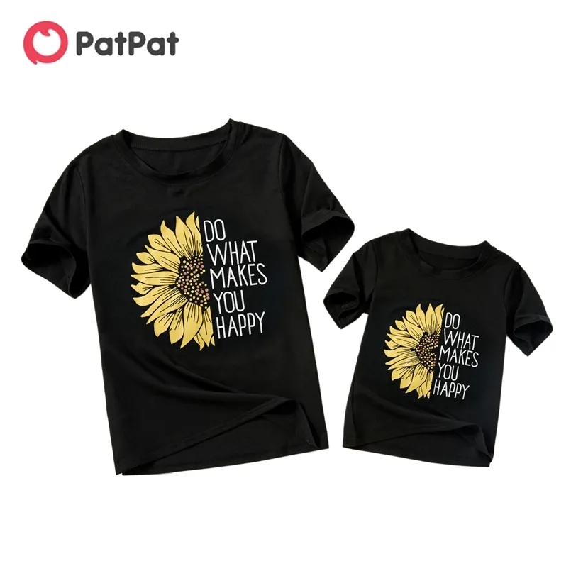 T-shirts noirs à imprimé tournesol d'été pour maman et moi 210528