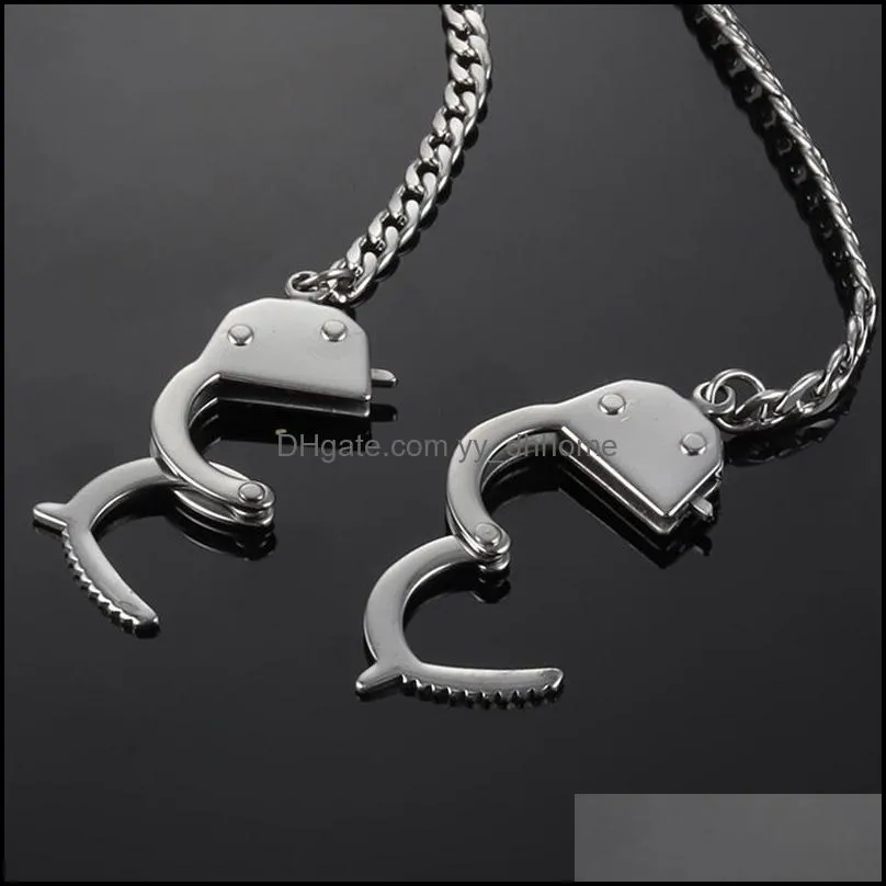Pendant Necklaces Chian Handcuffs Necklace Mens Stainless Steel Long Gifts For Male Accessories Personality Hip Hop Rock Wholesale
