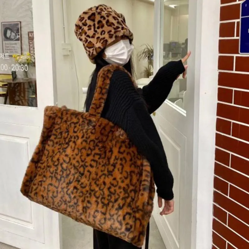 Avondtassen Mode Luipaard Grote Draagtas Luxe Nepbont Dames Handtassen Designer Dame Pluizige Zachte Pluche Shopper Warme Winter
