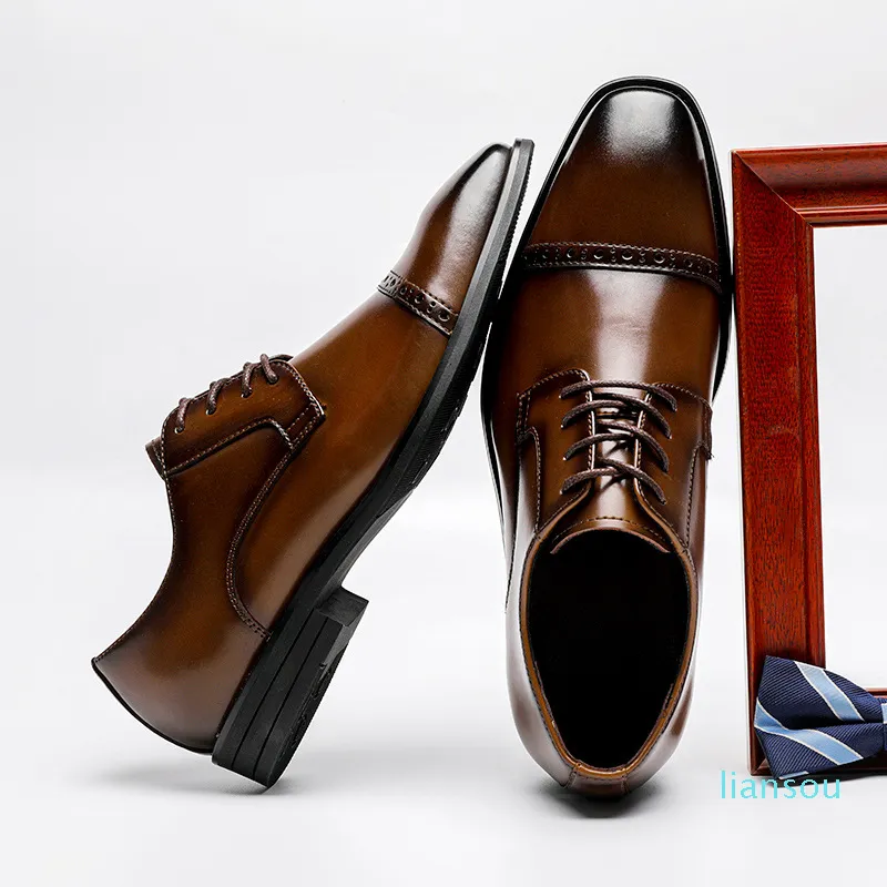 الرجال يرتدون أحذية الخياطة خطوط خياطة اثنين من المرقاء المقطوعة من الجلد الأصلي منخفض الكعب المطاط الربيع فول سقوط الأزياء الكلاسيكية