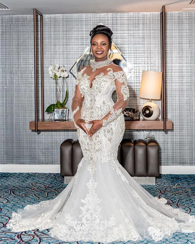 2021 neue Sexy Afrikanische Kristall Meerjungfrau Brautkleider High Neck Sheer Long Sleeves Spitze Kristall Perlen Braut Hochzeit Kleider Robe de Mariee