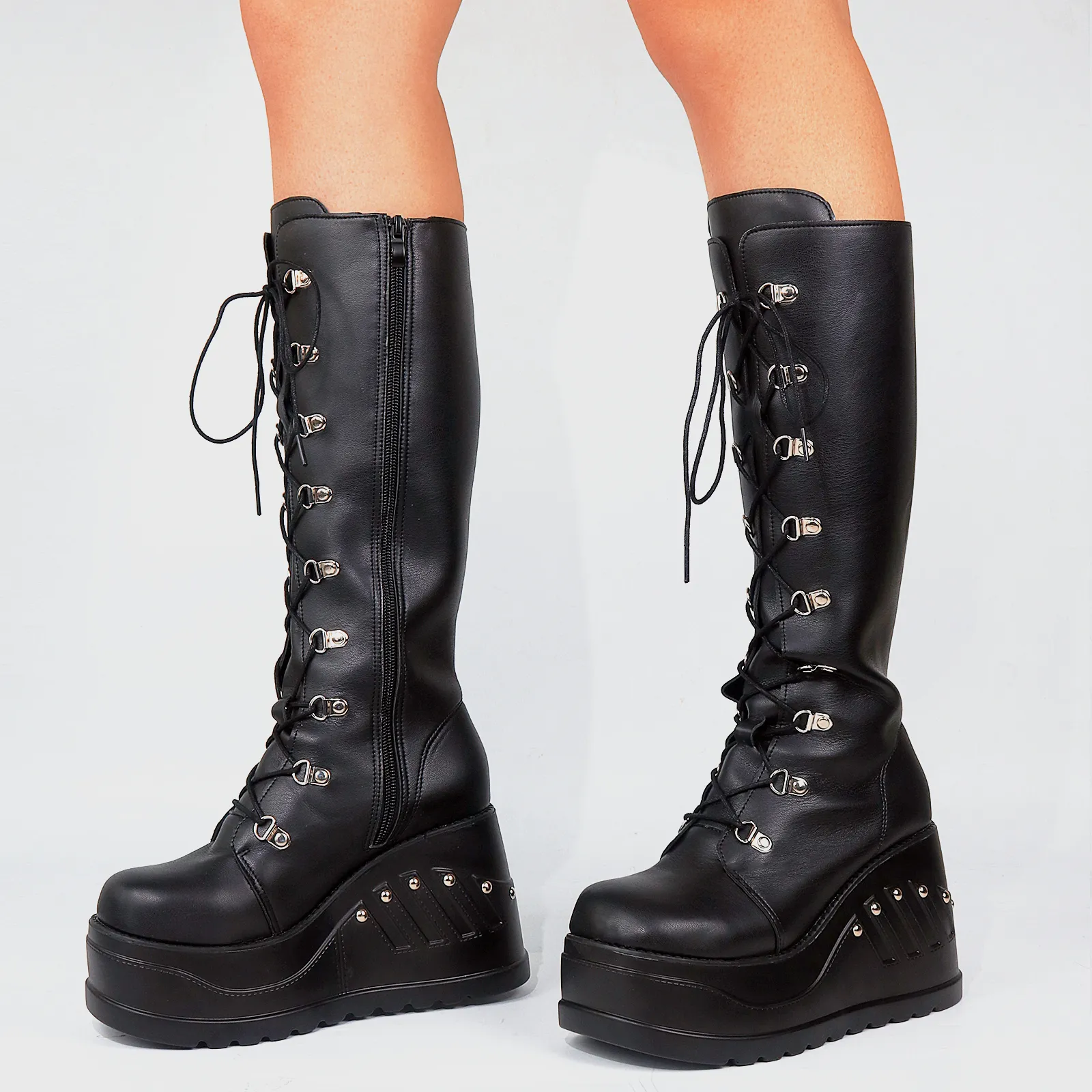 Marque grande qualité grande taille noir gothique Cool Halloween cadeau bottes de moto femme Punk à talons hauts plate-forme chaussures à semelles compensées