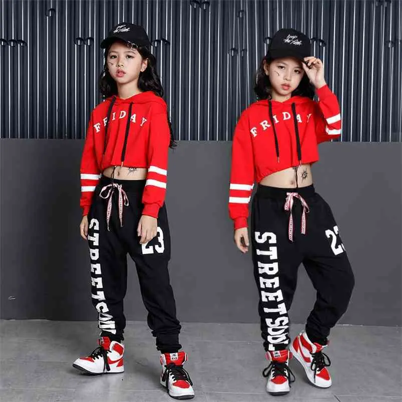 Koreanische große Mädchen Streetwear Mode Kinder Sportanzug Schwarz Brief Drucken Hose + Roter Hoodie Zweiteiliges Set Tanzkostüme 210622