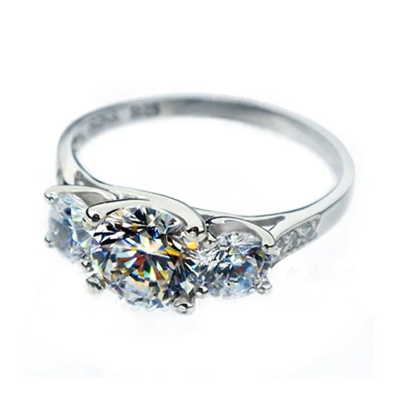 Tre stenar Brilliant 1.7ct Round Cut D Color Moissanite Platinum 950 Ring för kvinnor Vitguld Bröllopsmycken