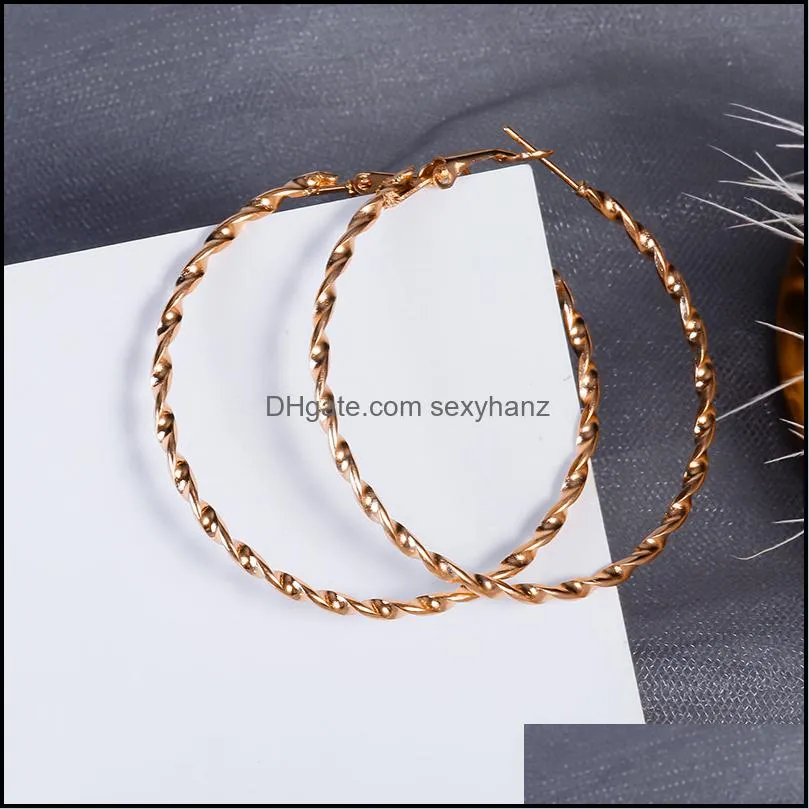 Vintage Big Circle Hoop Earrings For Women 2021 Summer Fashion Statement Simple Gold Round Party Hanging Earrings Punk Jewelry