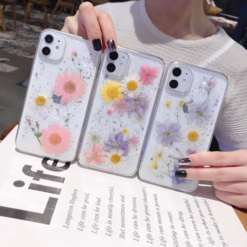 Pressed Flower Iphone 15 Cover