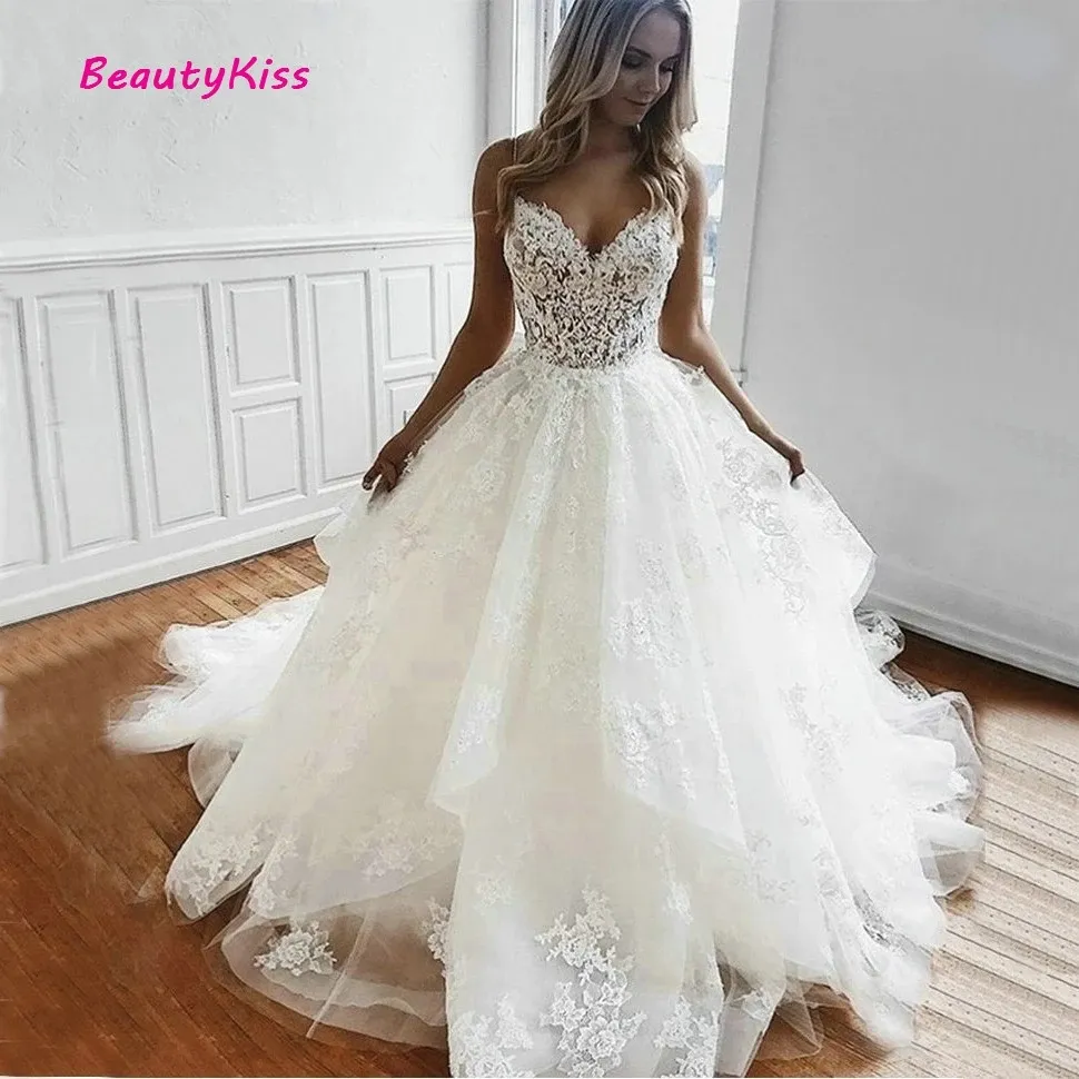 Robe de mariée trapèze en Tulle blanc, nouveau style, avec des Appliques, bretelles Spaghetti, dos nu, en dentelle, à volants, robe de plage