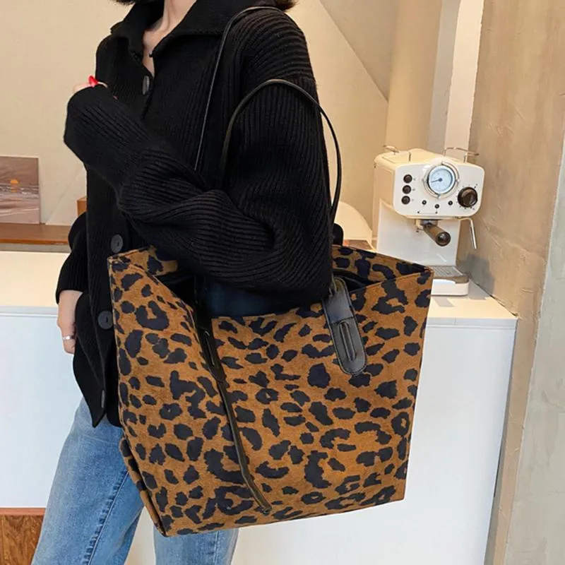 Borse a tracolla Retro Leopard Zebra Animal Print Borse da donna Tassle Lady Large Capacity Casual Tote Shopping PU Leather 2021