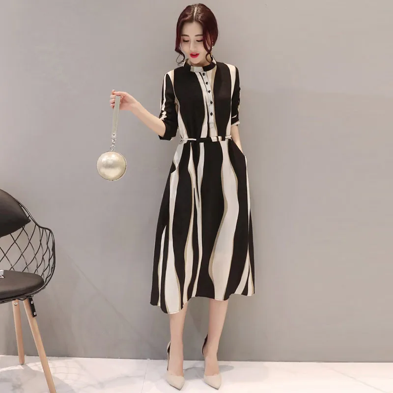 女性のドレス縞模様のAラインドレスベルトスタンド襟韓国風ファッションデザイン女性夏のシッフのドレスSP203 x0521