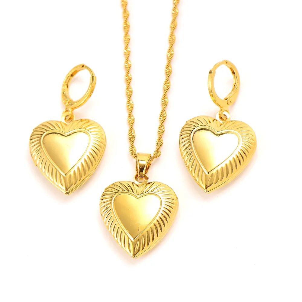 Indian Wedding Jewelry Sets 22k Gold Filled Heart Pendant Necklace Earring  Set, Ethnic Womens Jewelry With 22 Inch Necklace Chain From Wwwabcdefg886,  $8.04 | DHgate.Com, image size:1000x1000