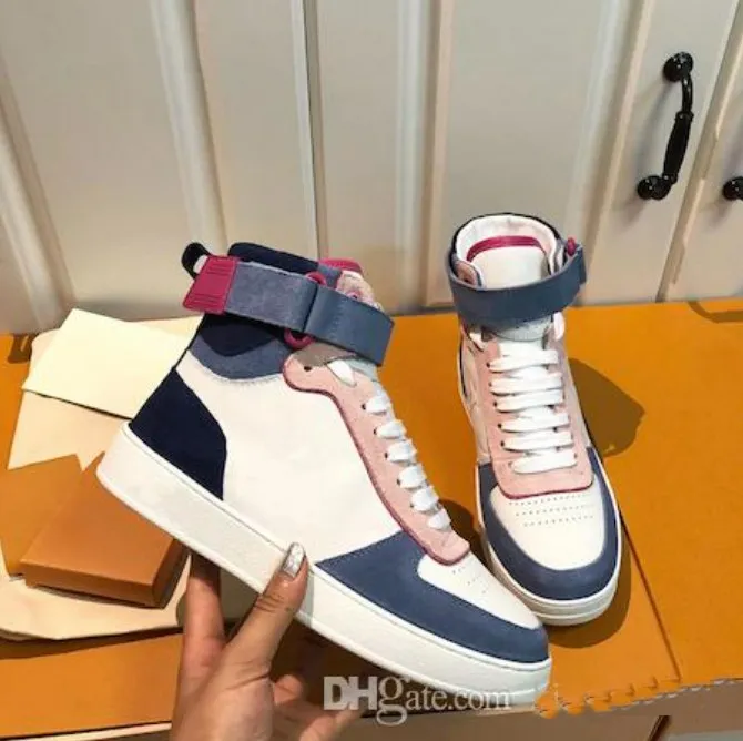 Scarpe Firmate Uomo Sneakers Pelle Di Vitello Lacci Alti Stivali Rivoli Di Lusso Sneaker Arcobaleno Motivi In Pelle Stampata Scarpe Da Ginnastica Vintage Da 76 7 DHgate