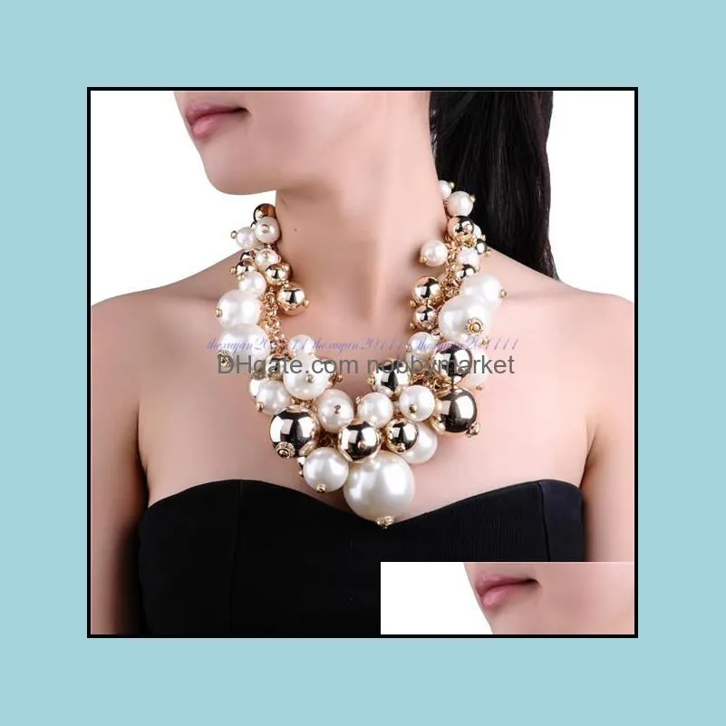 Fashion Gold Chain White Pearl Beads Cluster Choker Bib Pendant Necklace Perfect Party Valentine`s Wedding Gift Big Necklace 210323
