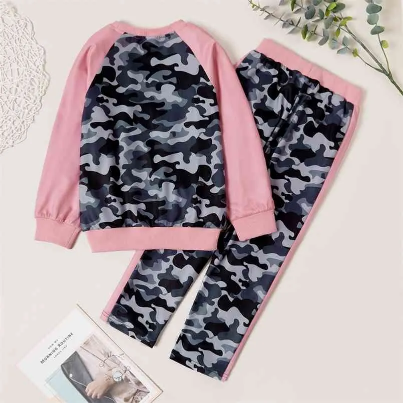 Arrival Autumn and Winter Kids Girls Clothes Stylish Camouflage Sweatshirt Pants Set Children 210528