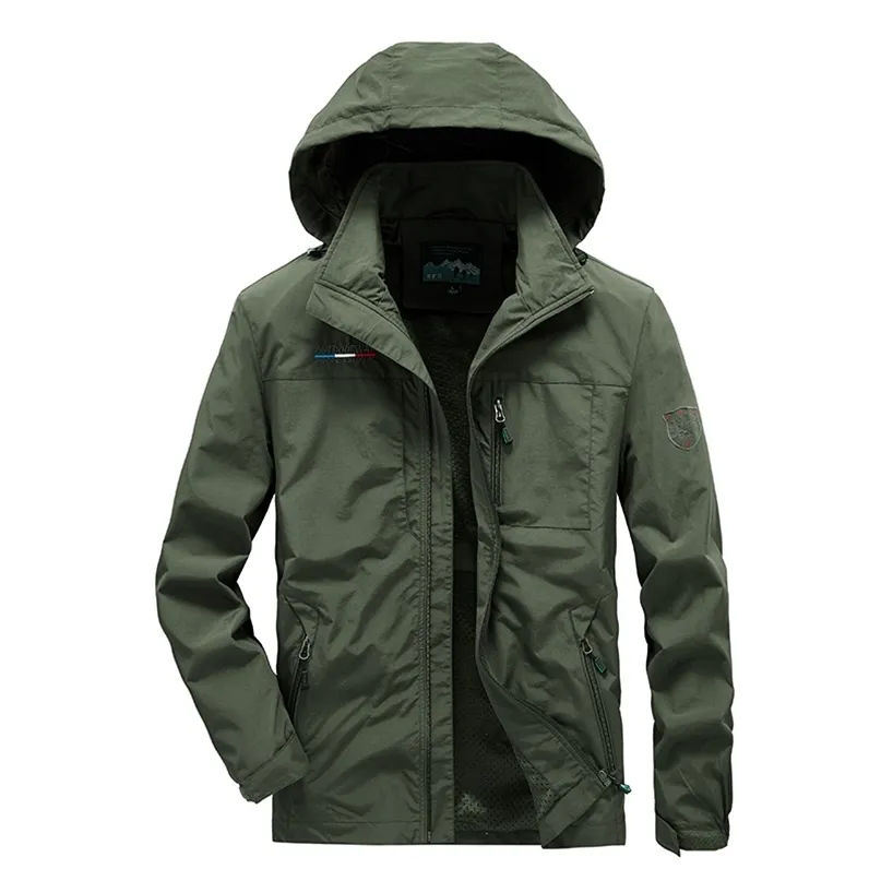 Giacca a vento da uomo Giacche Autunno impermeabile militare con cappuccio Giacca a vento impermeabile Cappotto casual Abbigliamento maschile Primavera Uomo 211110