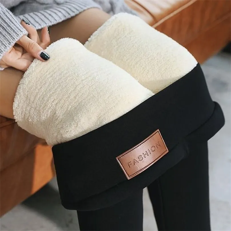 Pantaloni caldi neri Pantaloni invernali skinny in velluto spesso di lana Leggings per ragazze Pantaloni da donna in pelle di agnello e cashmere per 211215