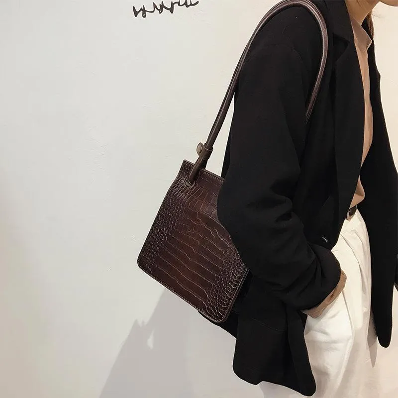 Designer- Women Fashion Single Shoulder Bag Version Retro Women's Bag Winter Harbor Style Messenger bag