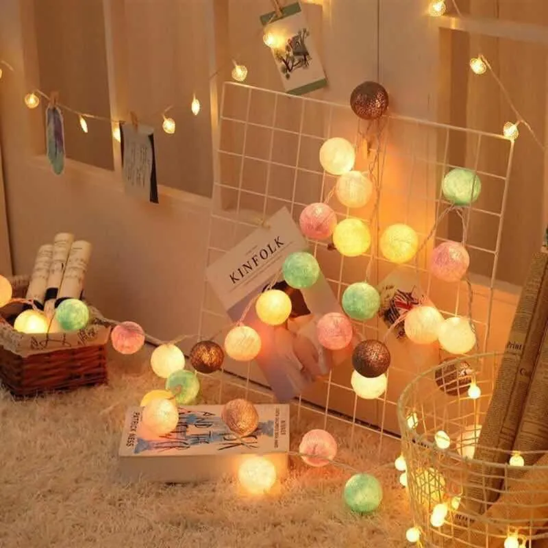 Strängar 20 LED Cotton Ball String Garland Light 2.2m Christmas Fairy Lamp 35mm Balls Festival Holiday Wedding Party Home Bed Decoration