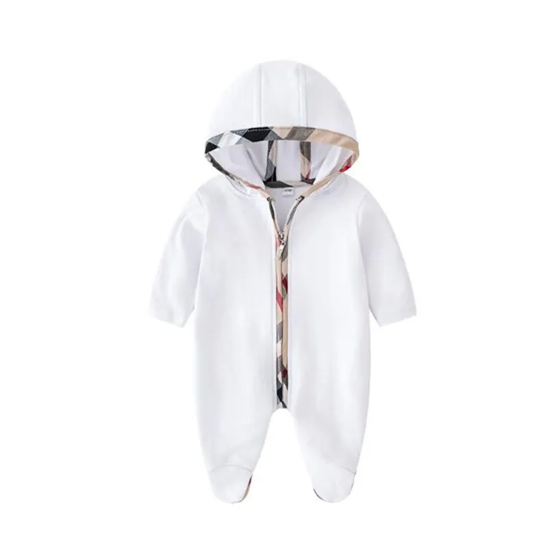 Babyspielanzug 2021 Frühling Herbst hochwertige weiße Kapuze Jungen Baumwolle Neugeborene Overall Mode Kinderkleidung Mädchen Kinder Designer schöne Säuglingsoveralls