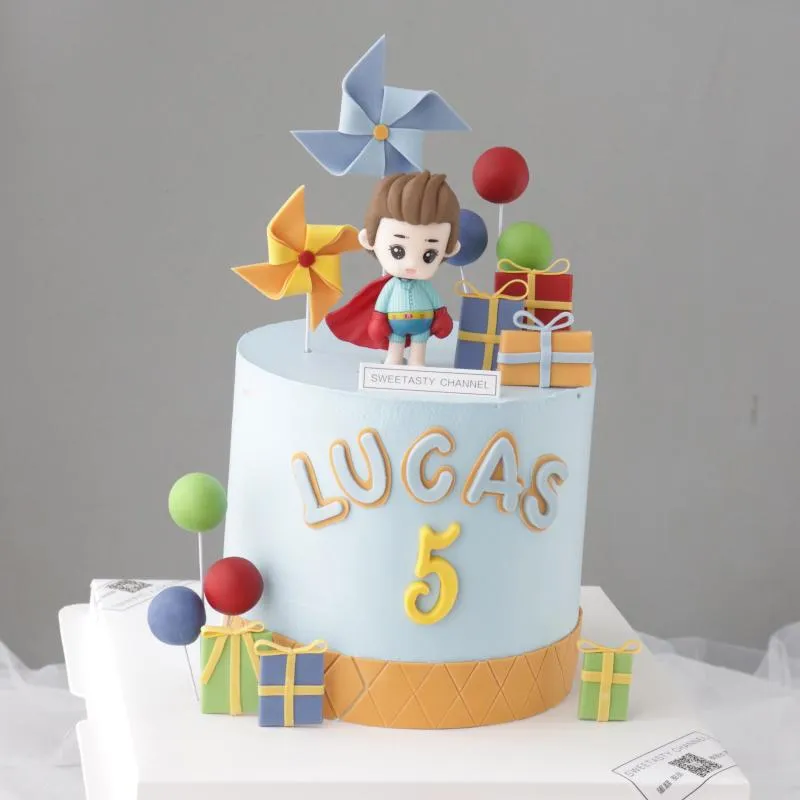 Inne świąteczne dostawy Party Boy Baby Birthday Hero Akrylowe Ciasto Topper Cartoon Boxing Multicolor Wygoda Balon Wiatrak Ślub Baki