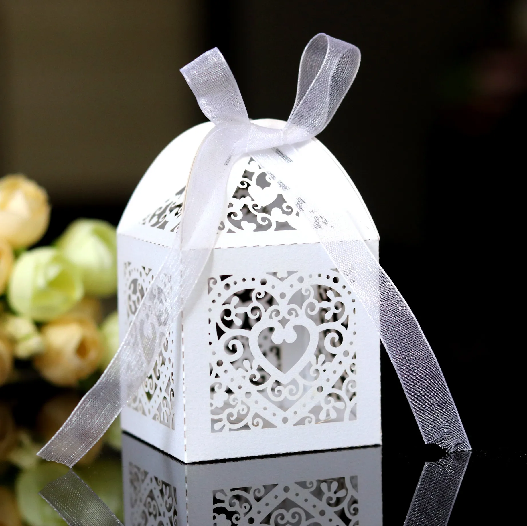 Cajas De Favor Del Corazón Del Amor Láser Blanco: Dulces, Chocolate,  Despedida De Soltera, Boda, Regalos De Cumpleaños Con Cintas De 0,21 € |  DHgate, image size:1841x1839