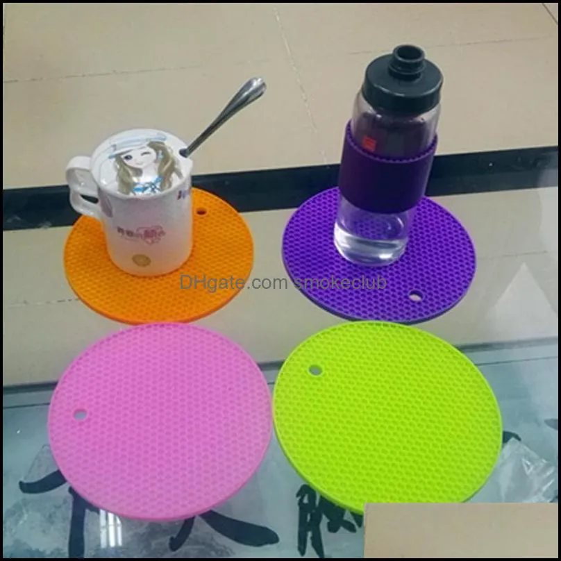 Mats & Pads 1Pcs Multifunctional Round Heat Resistant Silicone Mat Cup Coasters Non-slip Pot Holder Table Placemat Kitchen Accessories